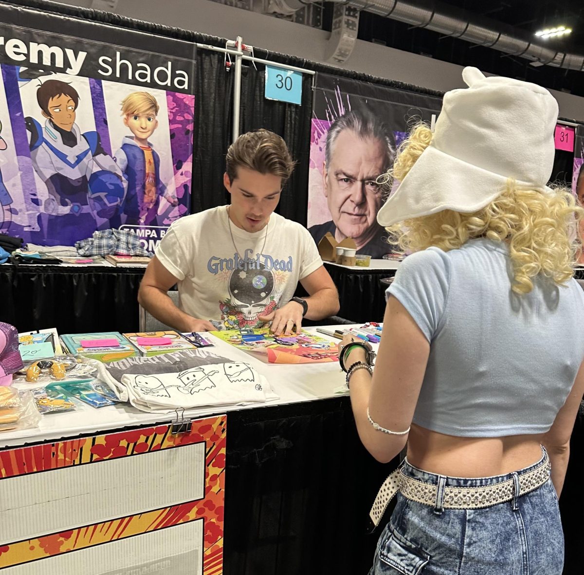 Jeremy Shada, better known to fans as "Finn" from Adventure Time, interacts with fans at the Tampa Bay Comicon.